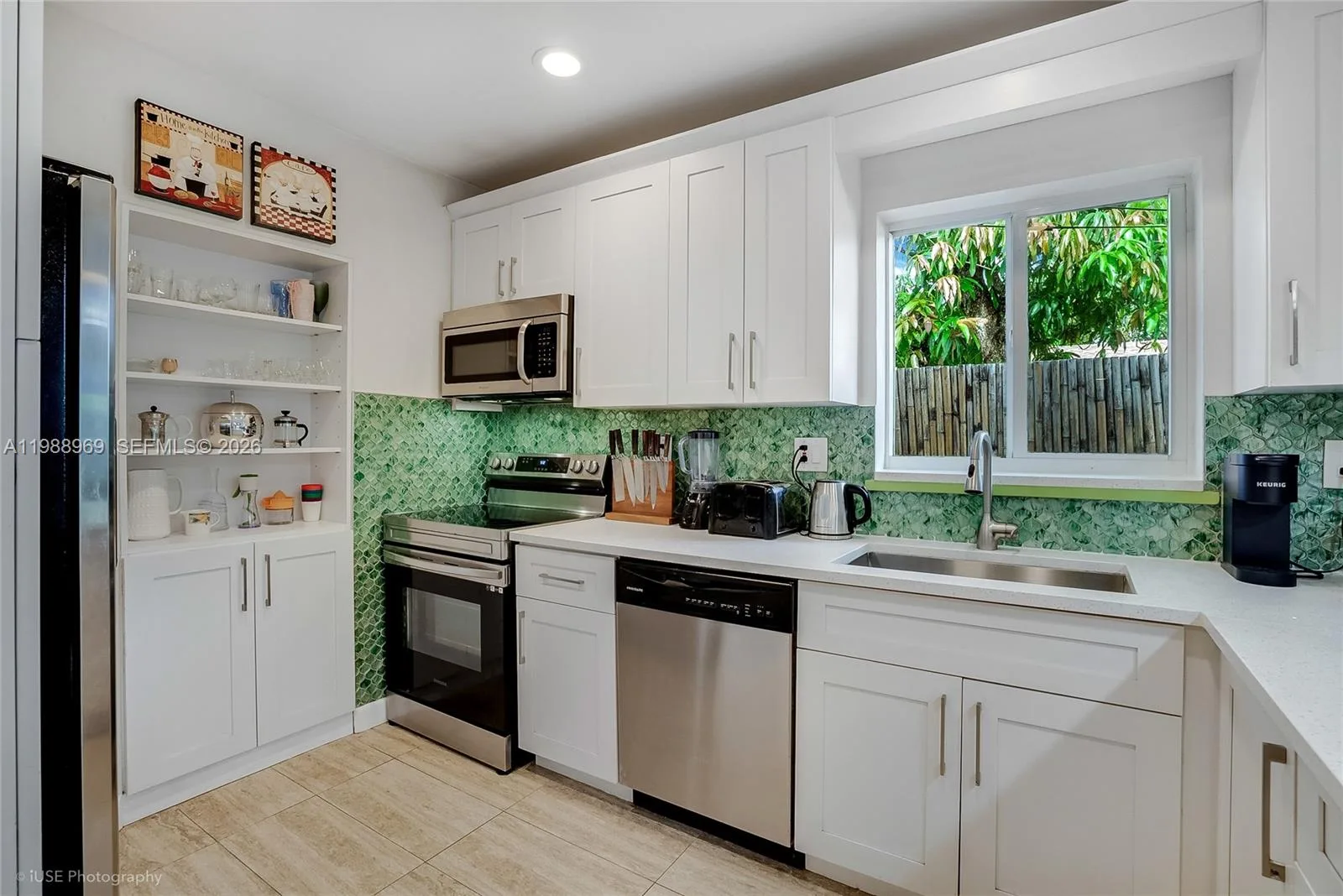 113 SW 2nd St, Hallandale Beach, FL 33009 photo 7