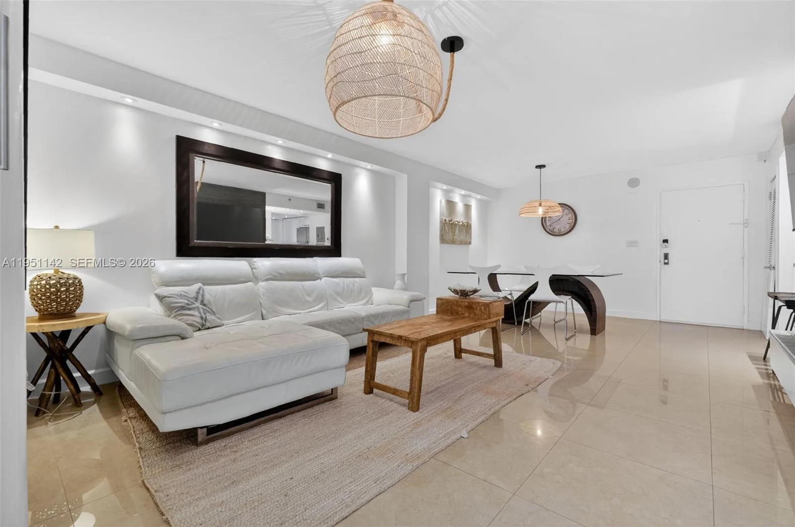 2401 Collins Ave # 1110, Miami Beach, FL 33140