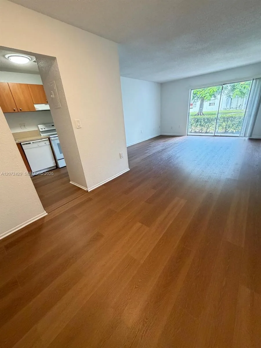 411 Executive Center Dr # 109, West Palm Beach, FL 33401 photo 12