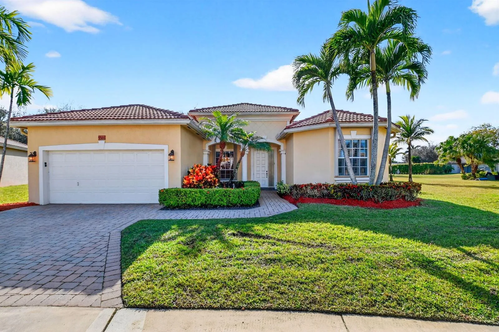 9566 Lantern Bay Circle, West Palm Beach, FL 33411
