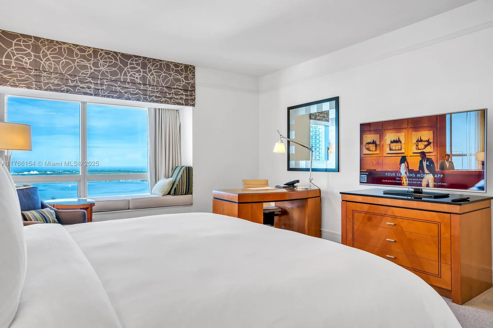 1435 Brickell Ave # 3607, Miami, FL 33131 photo 2