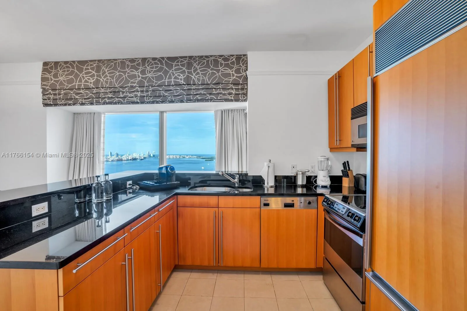 1435 Brickell Ave # 3607, Miami, FL 33131 photo 5