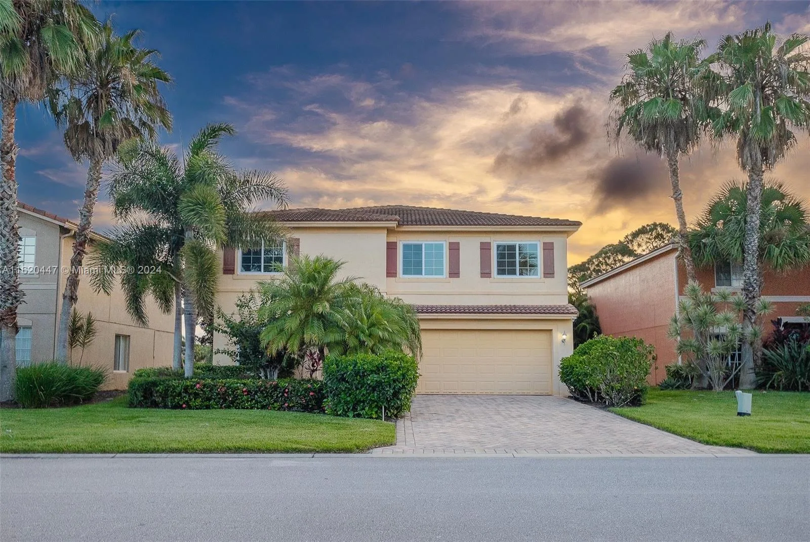 5545 42nd Ter, Vero Beach, FL 32967