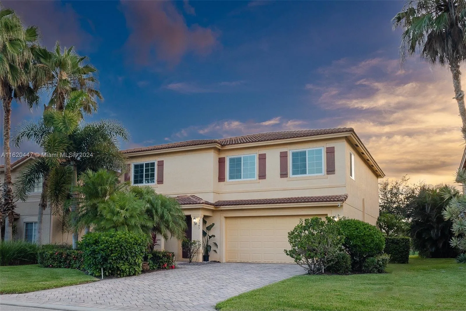 5545 42nd Ter, Vero Beach, FL 32967 photo 2