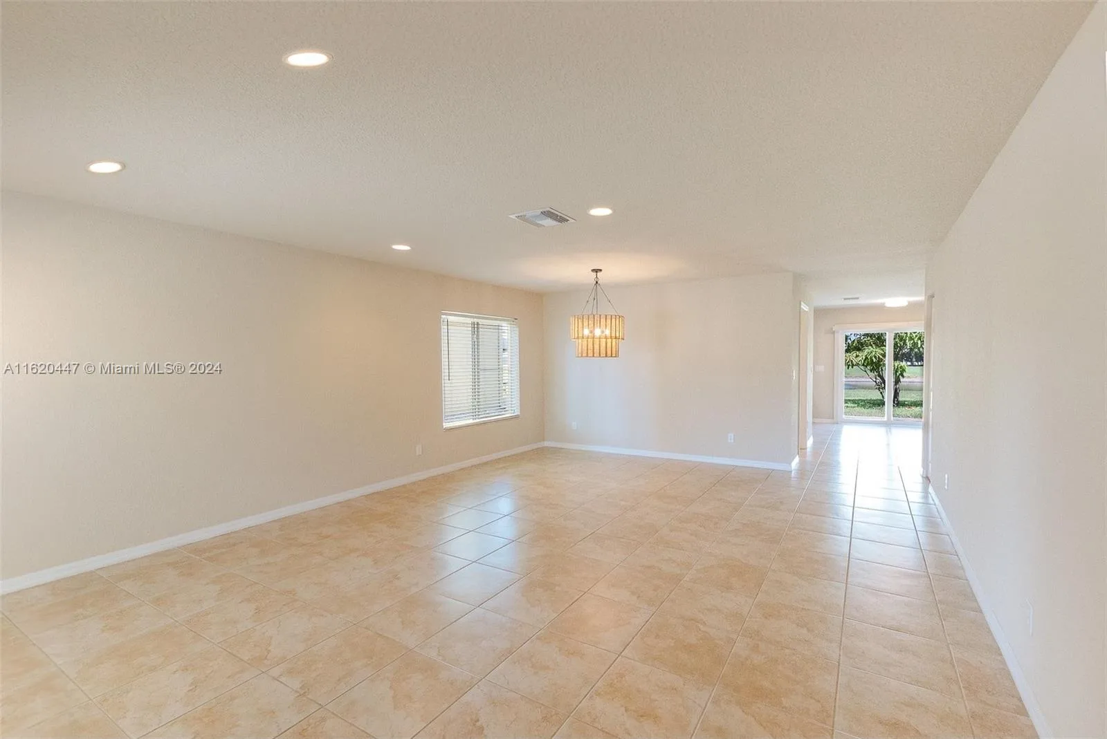 5545 42nd Ter, Vero Beach, FL 32967 photo 3