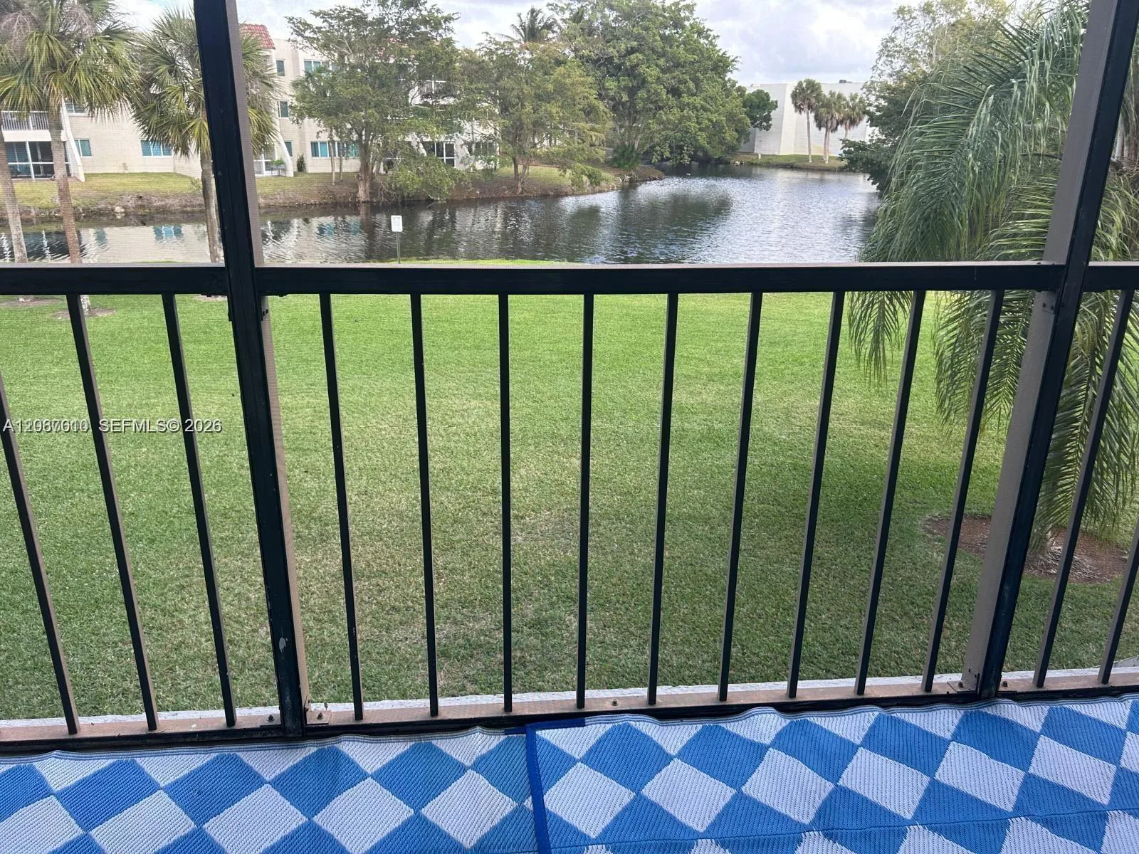 230 Lakeview Dr # 209, Weston, FL 33326 photo 3