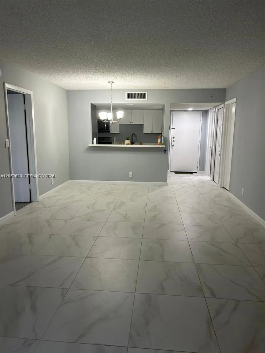 230 Lakeview Dr # 209, Weston, FL 33326 photo 6