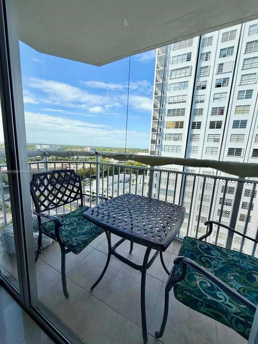 18051 Biscayne Blvd # 1604, Aventura, FL 33160 photo 10