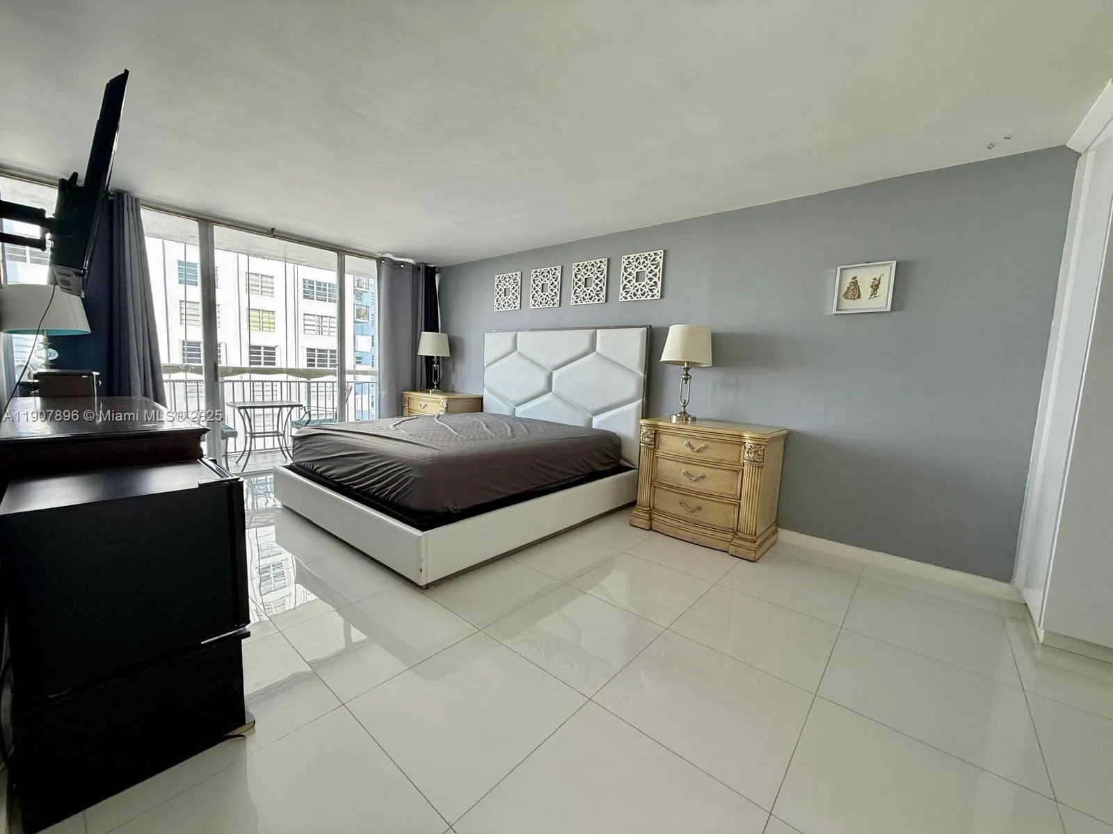 18051 Biscayne Blvd # 1604, Aventura, FL 33160 photo 12