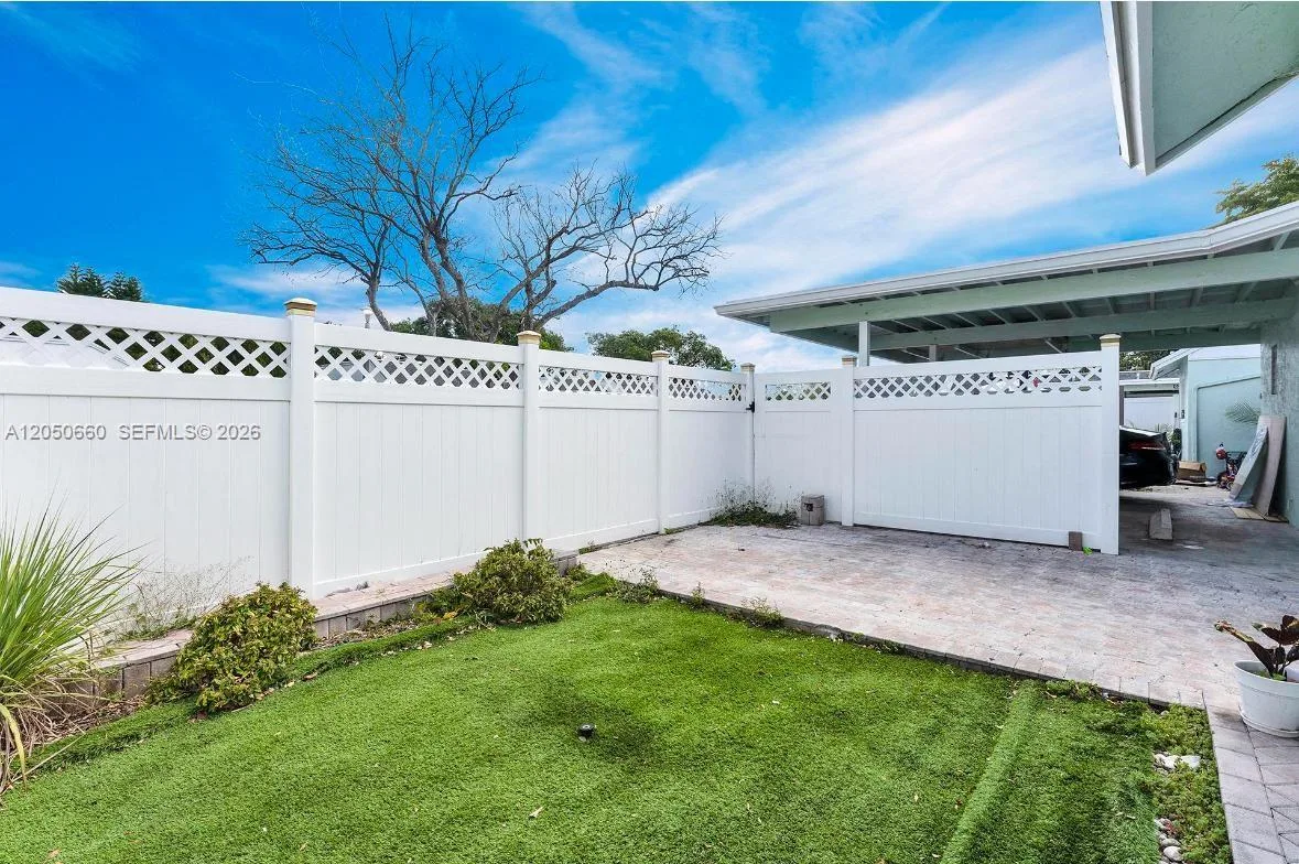 9234 SW 5th St # B, Boca Raton, FL 33428 photo 5