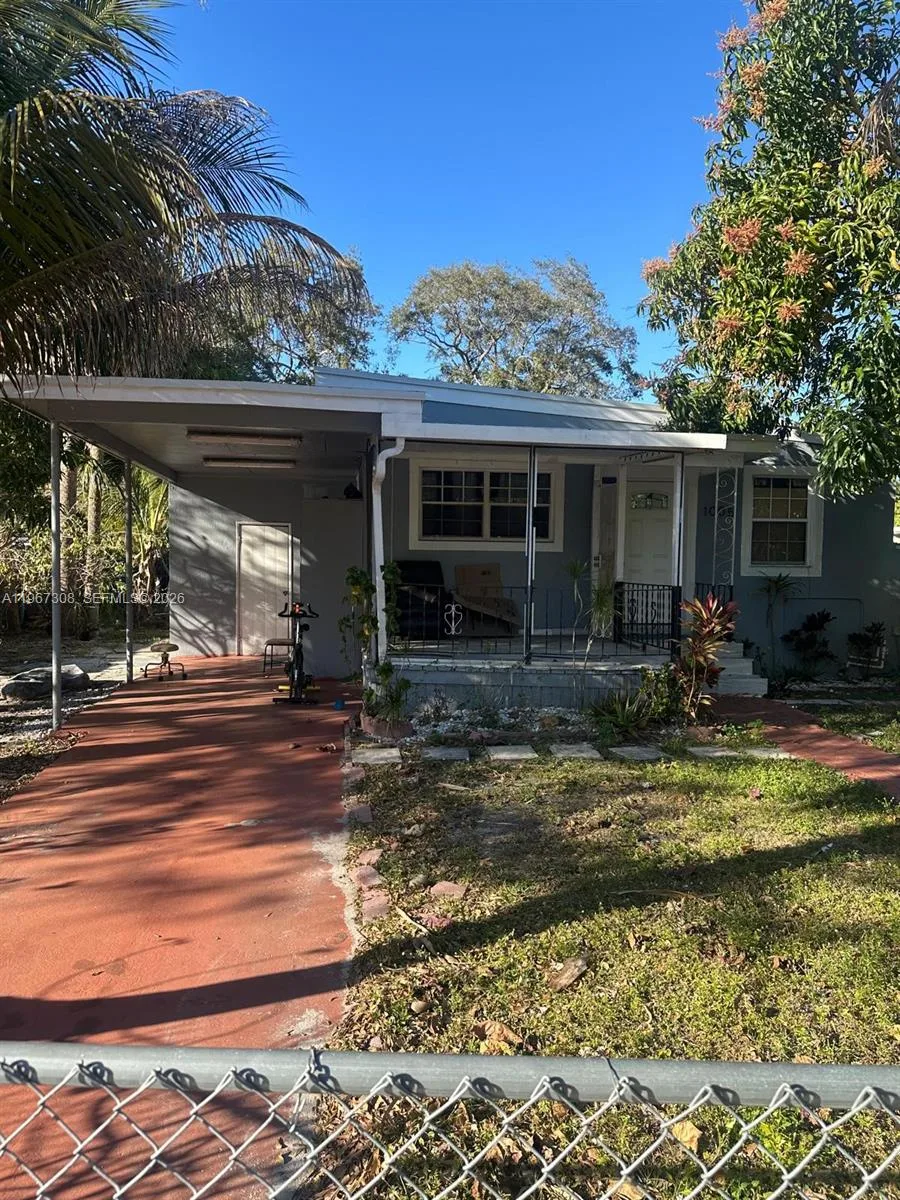 1005 NE 145th St, North Miami, FL 33161