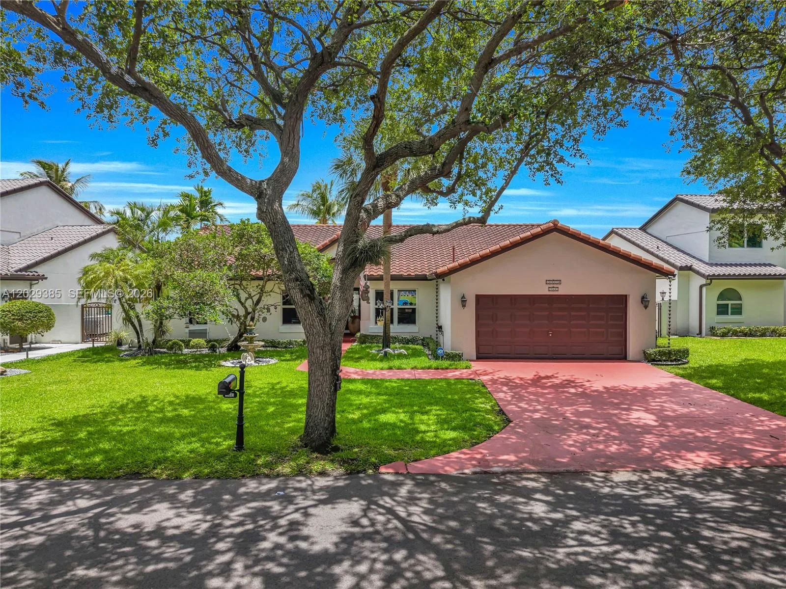 19641 NW 88th Ave, Hialeah, FL 33018
