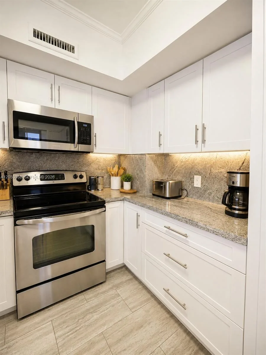 3505 S Ocean Dr # 401, Hollywood, FL 33019 photo 5
