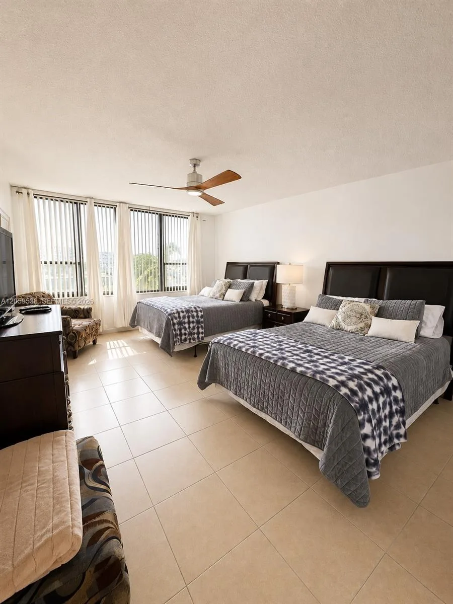 3505 S Ocean Dr # 401, Hollywood, FL 33019 photo 7