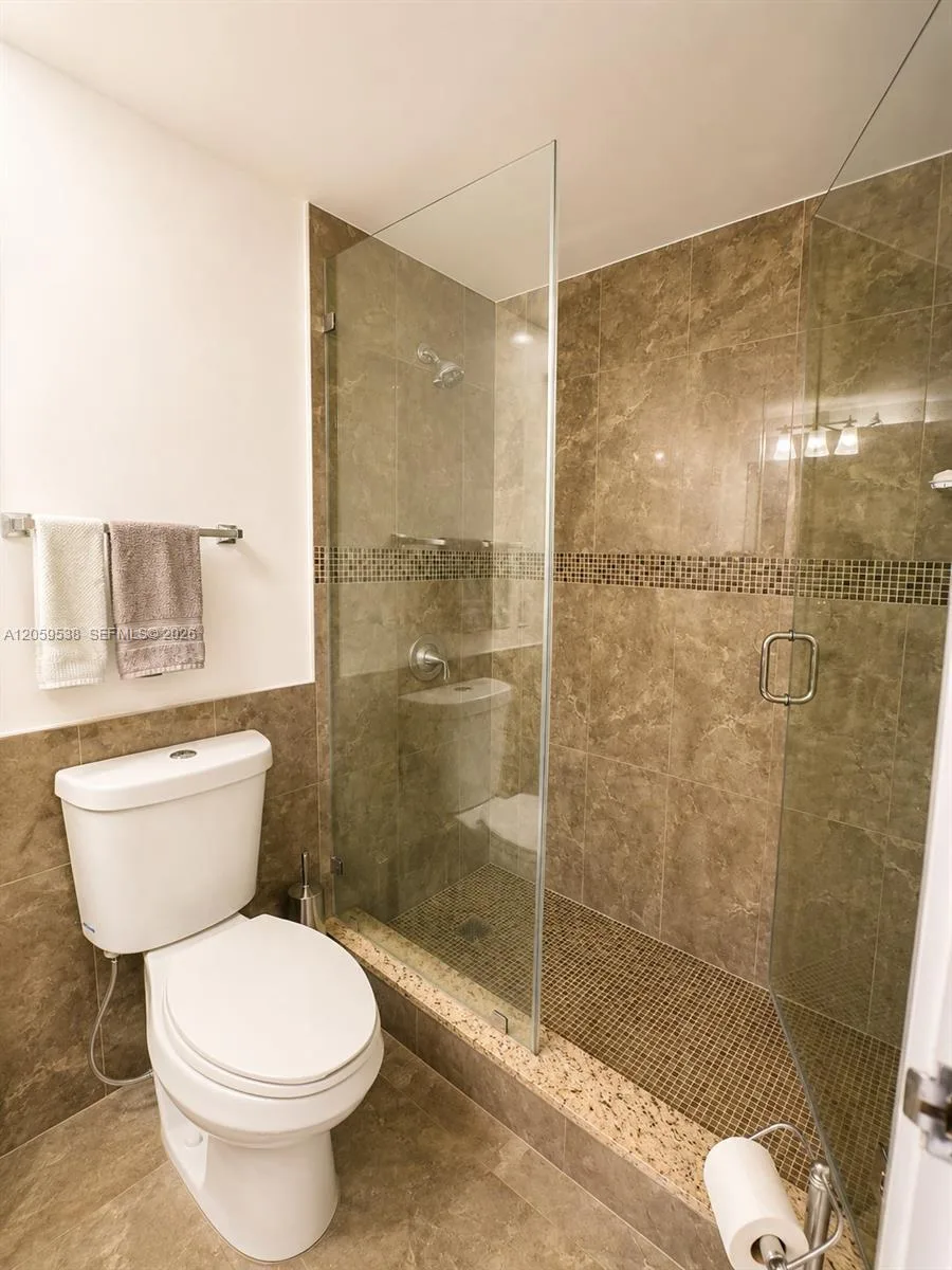 3505 S Ocean Dr # 401, Hollywood, FL 33019 photo 9