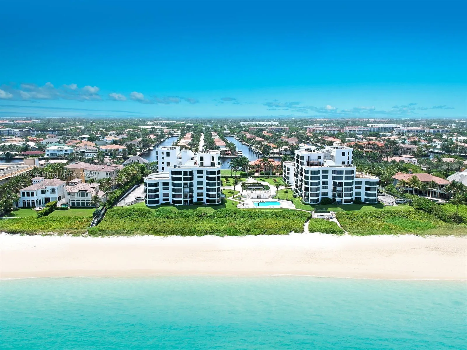 Townhouses Highland Beach – photo 8