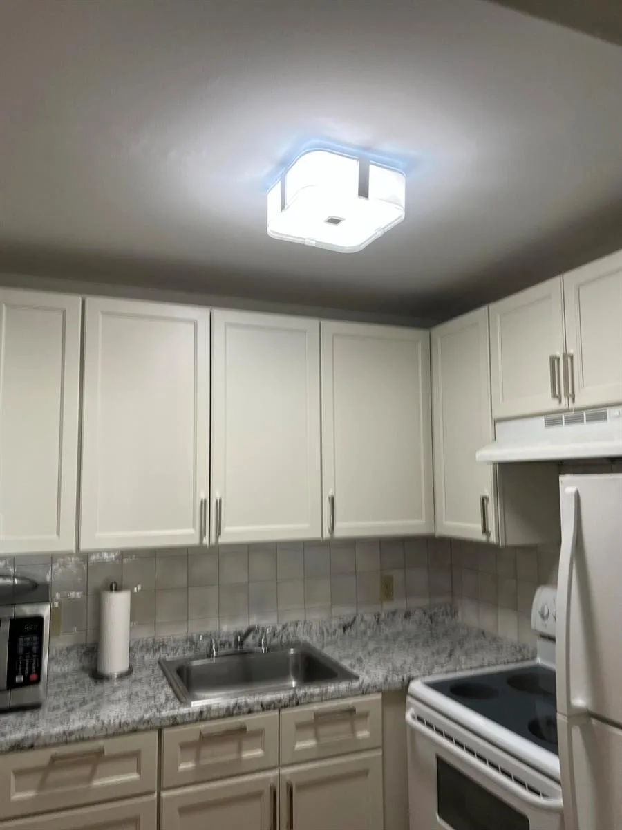 68 FANSHAW B, Boca Raton, FL 33434 photo 3