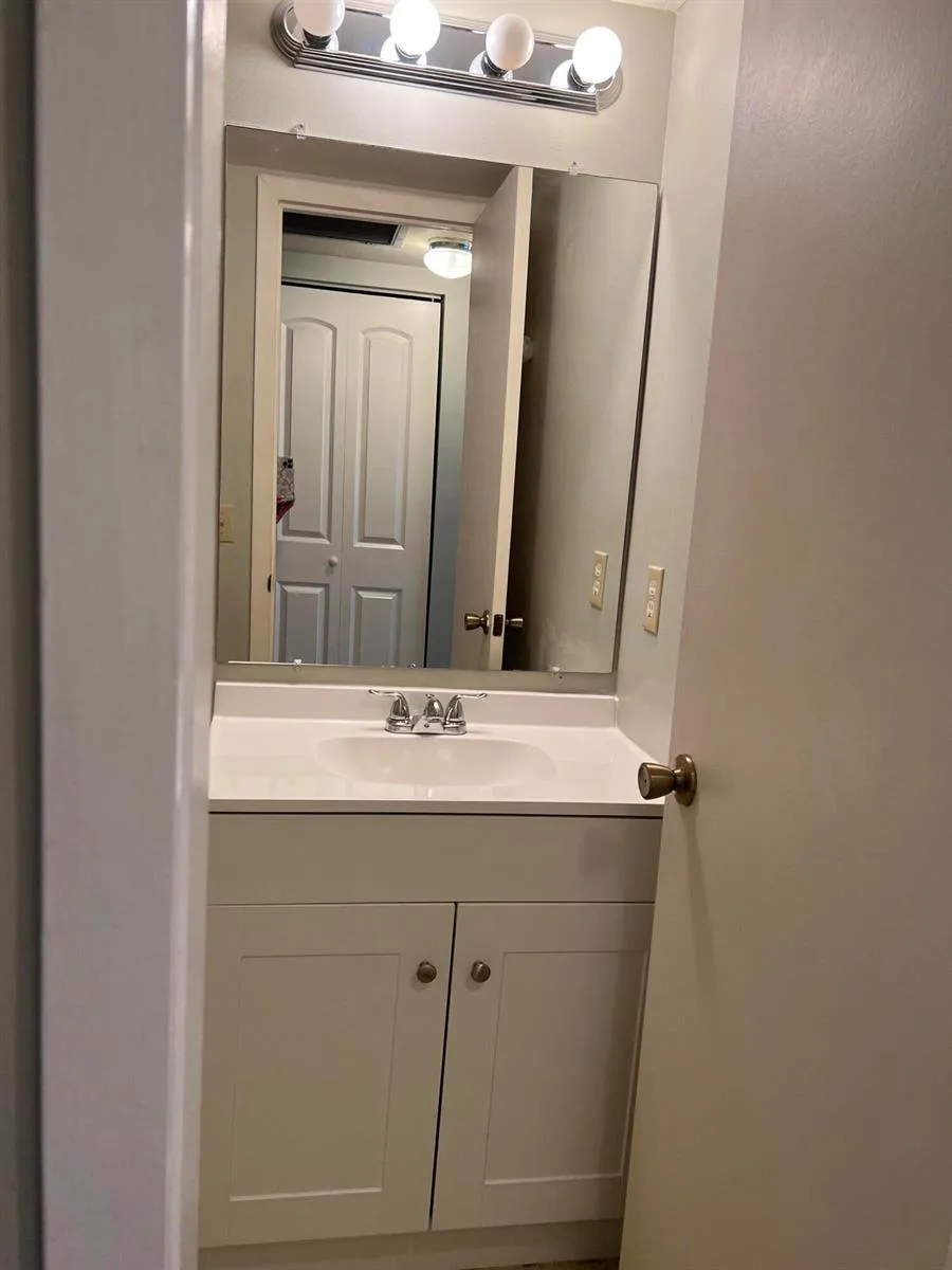68 FANSHAW B, Boca Raton, FL 33434 photo 4