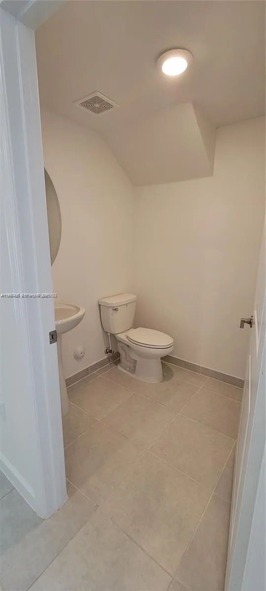 1010 SE 26th Ter # 0, Homestead, FL 33035 photo 5