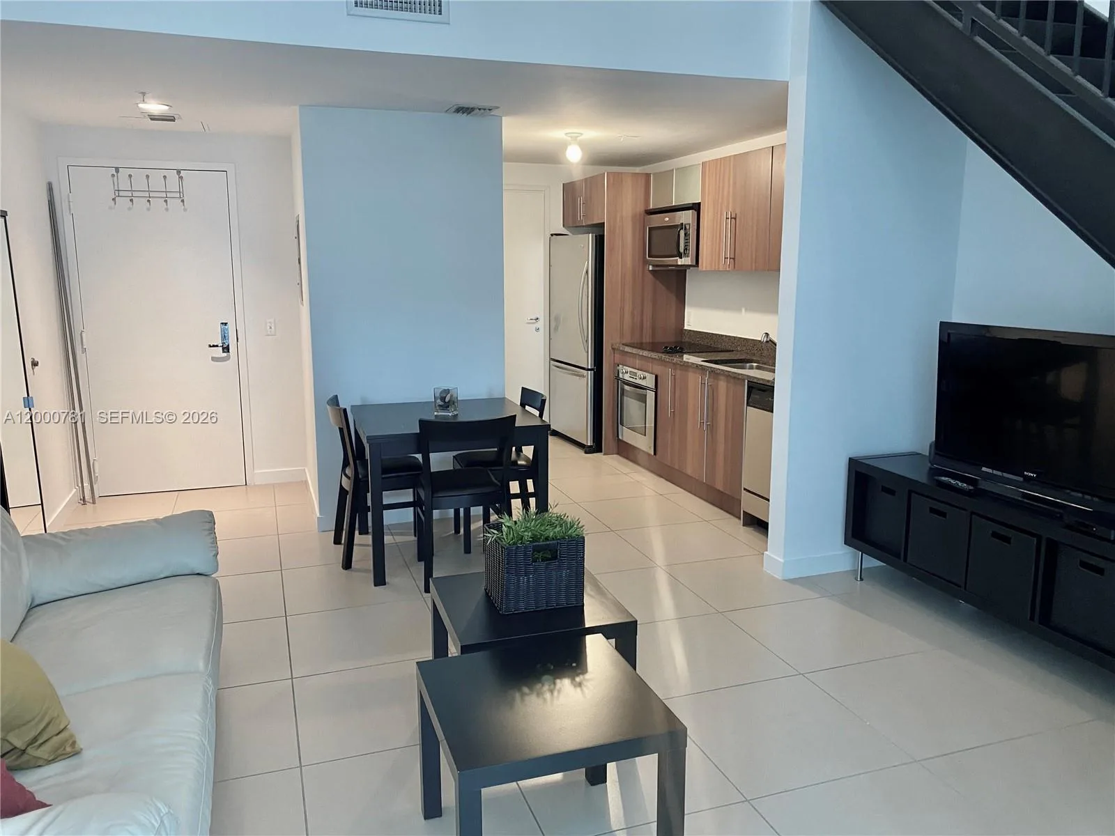 300 S Biscayne Blvd # Loft 604, Miami, FL 33131 photo 2