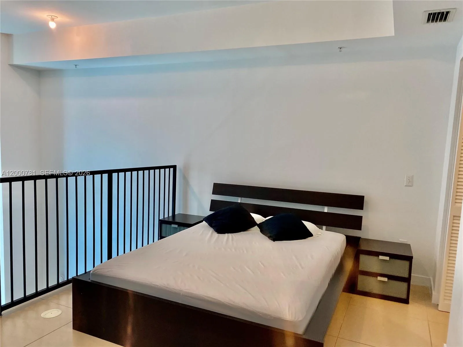 300 S Biscayne Blvd # Loft 604, Miami, FL 33131 photo 8