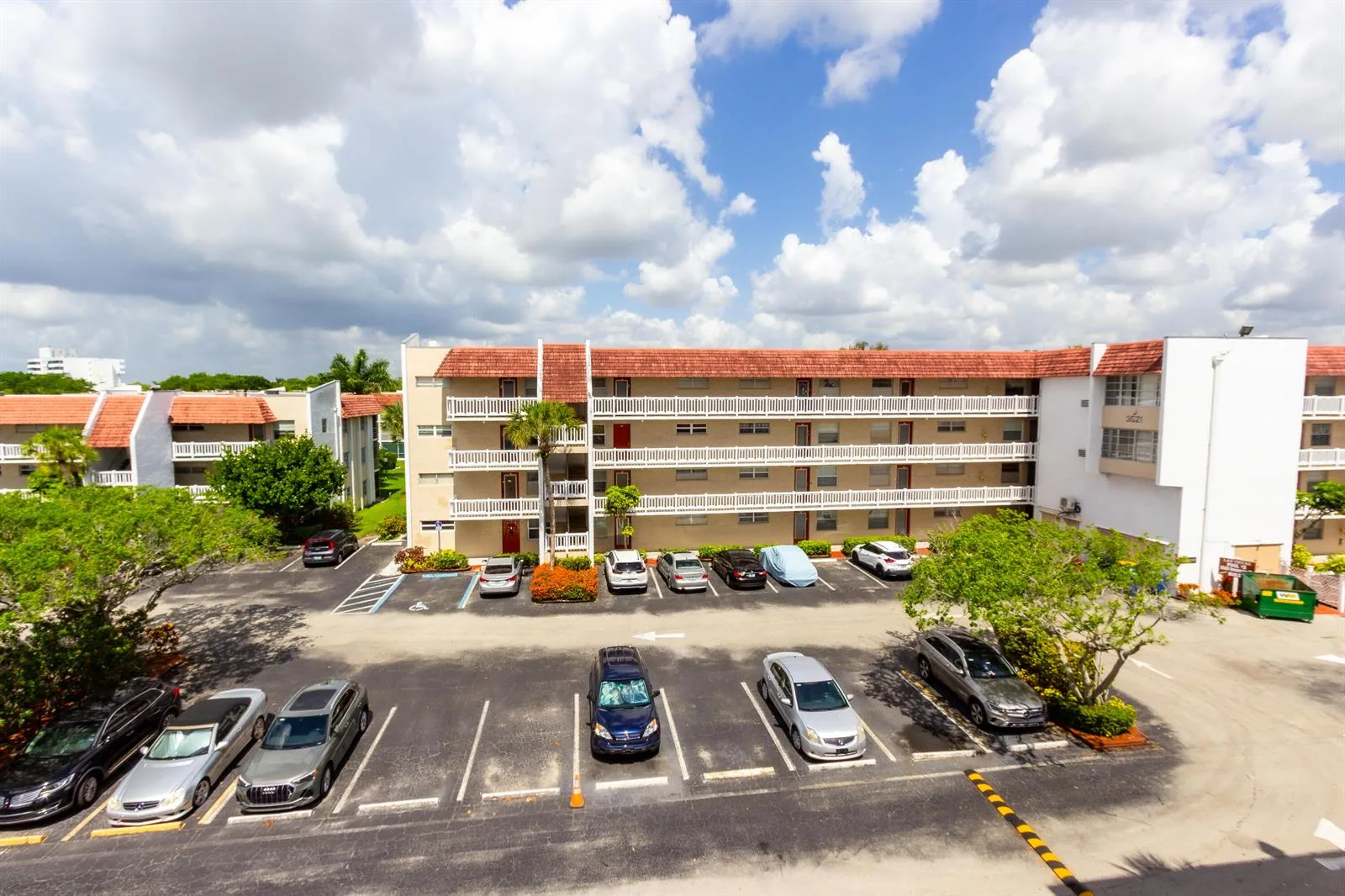 3531 Inverrary Drive # H406, Lauderhill, FL 33319