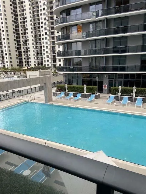 45 SW 9th St # 1007, Miami, FL 33130 photo 13