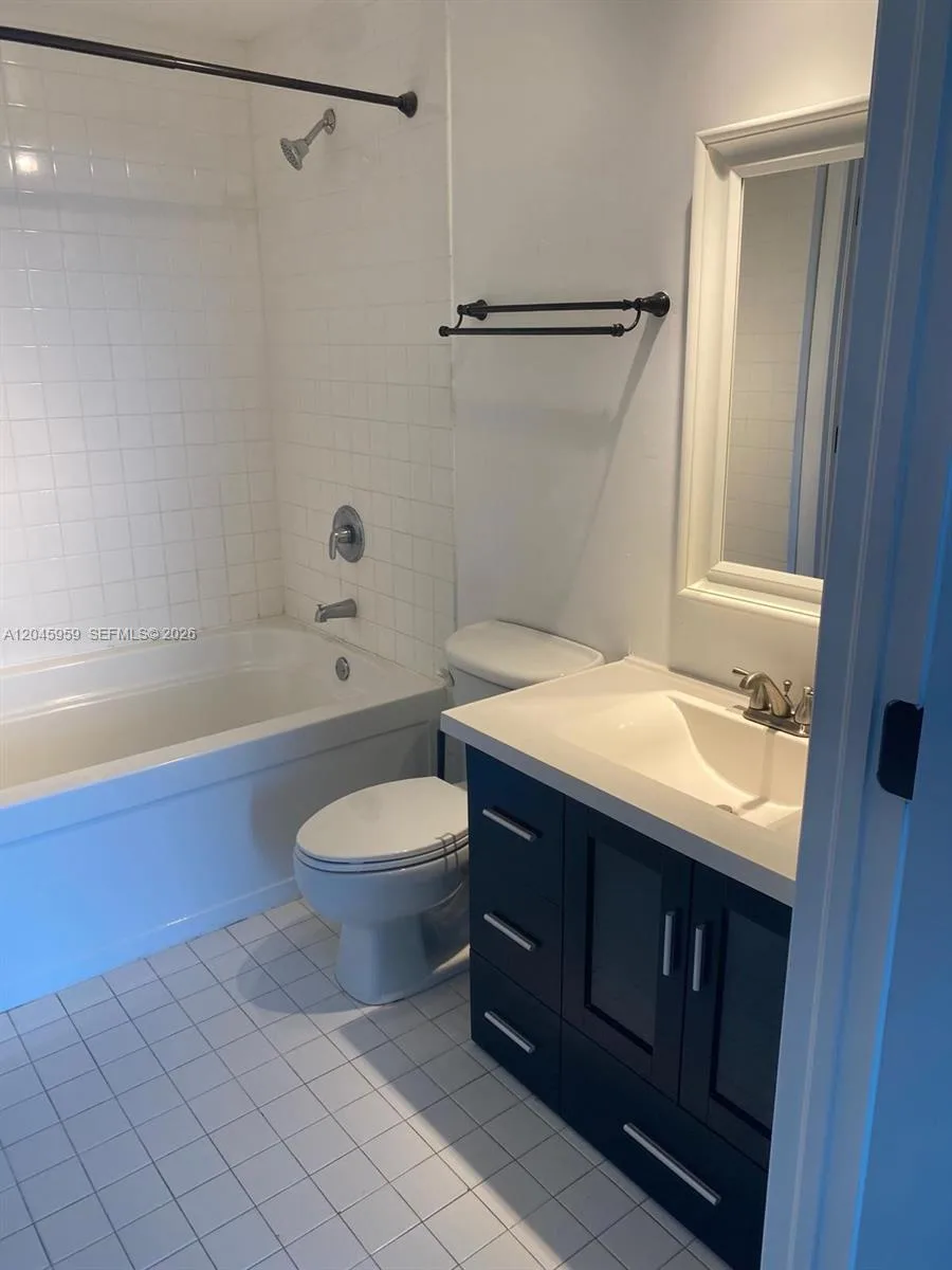 10 SW South River Dr # 1708, Miami, FL 33130 photo 13