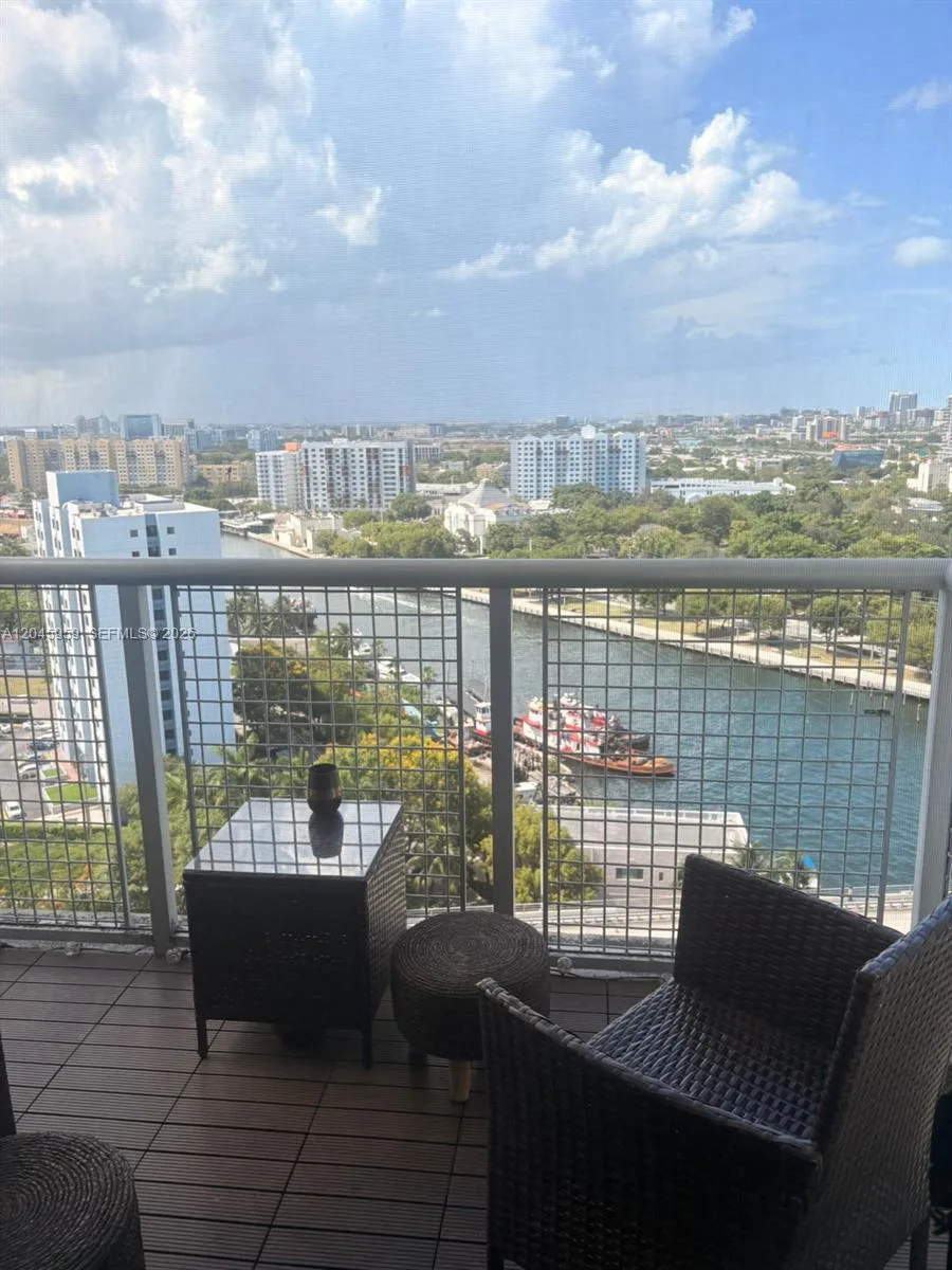 10 SW South River Dr # 1708, Miami, FL 33130 photo 5