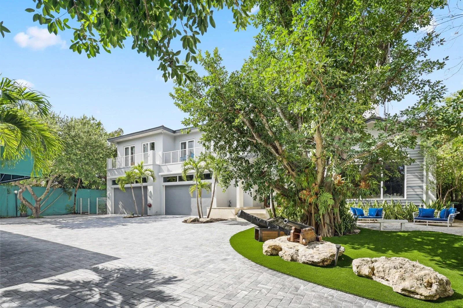 1313 Seabreeze Boulevard, Fort Lauderdale, FL 33316