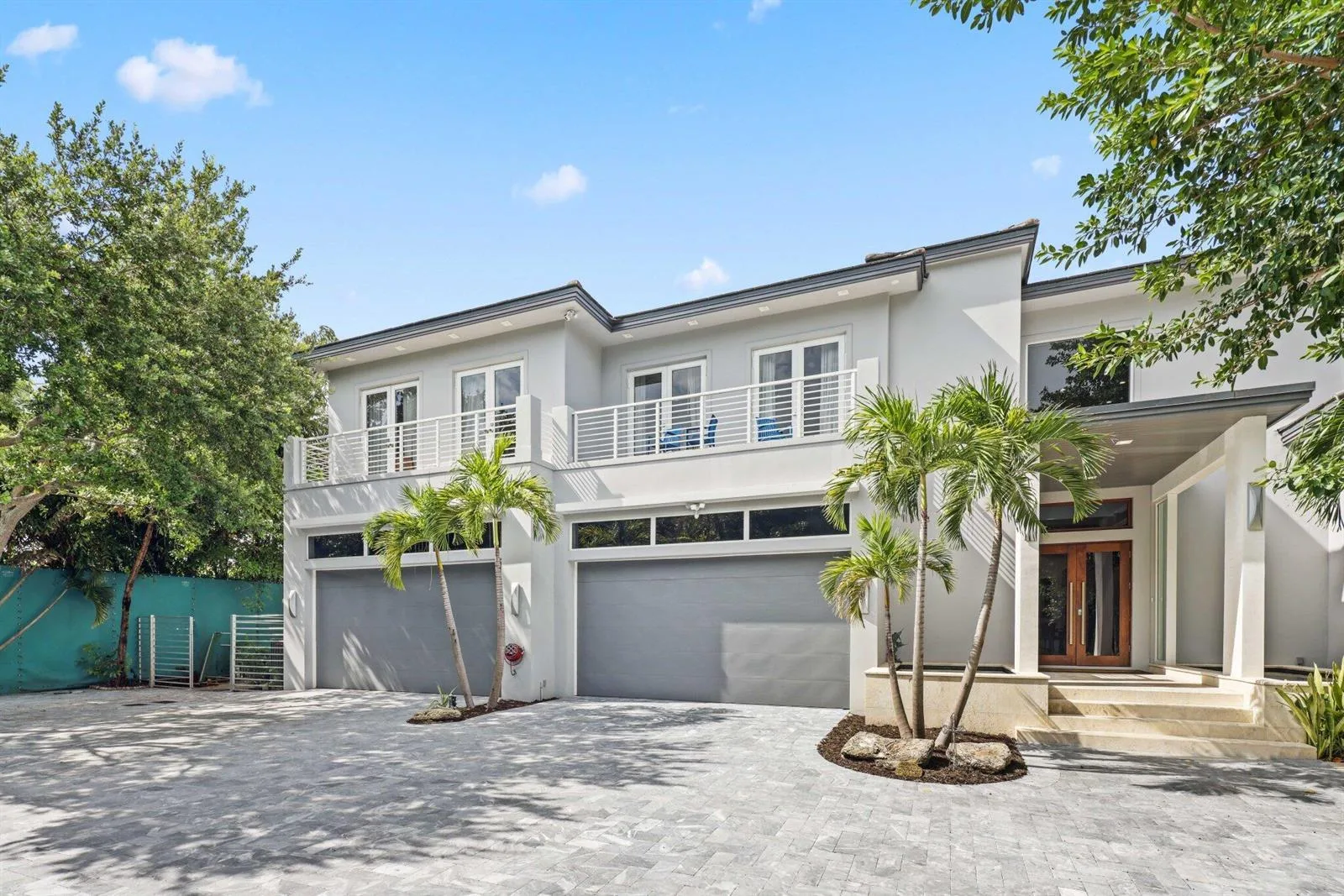 1313 Seabreeze Boulevard, Fort Lauderdale, FL 33316 photo 2