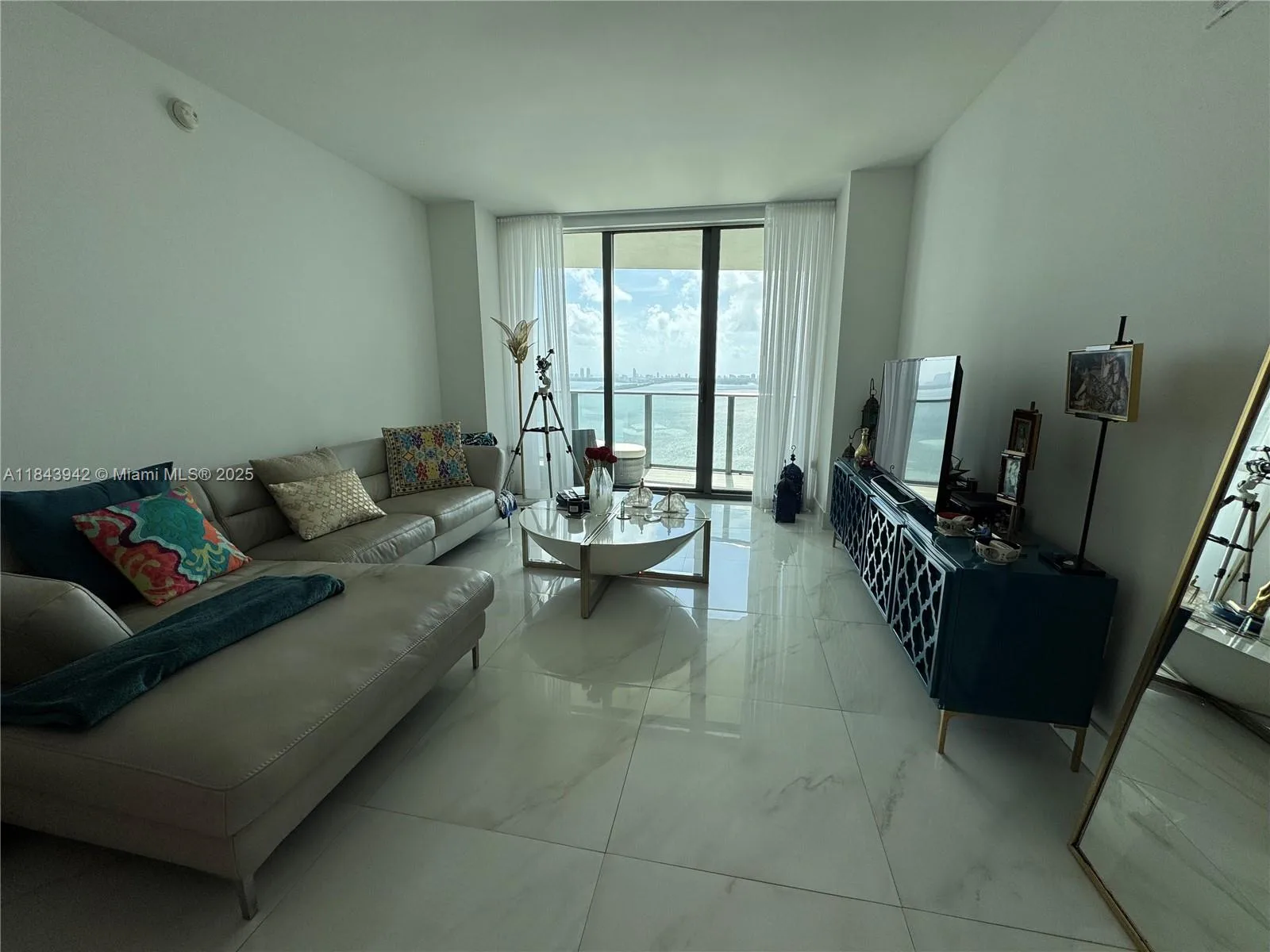 460 NE 28th St # 3502, Miami, FL 33137 photo 4