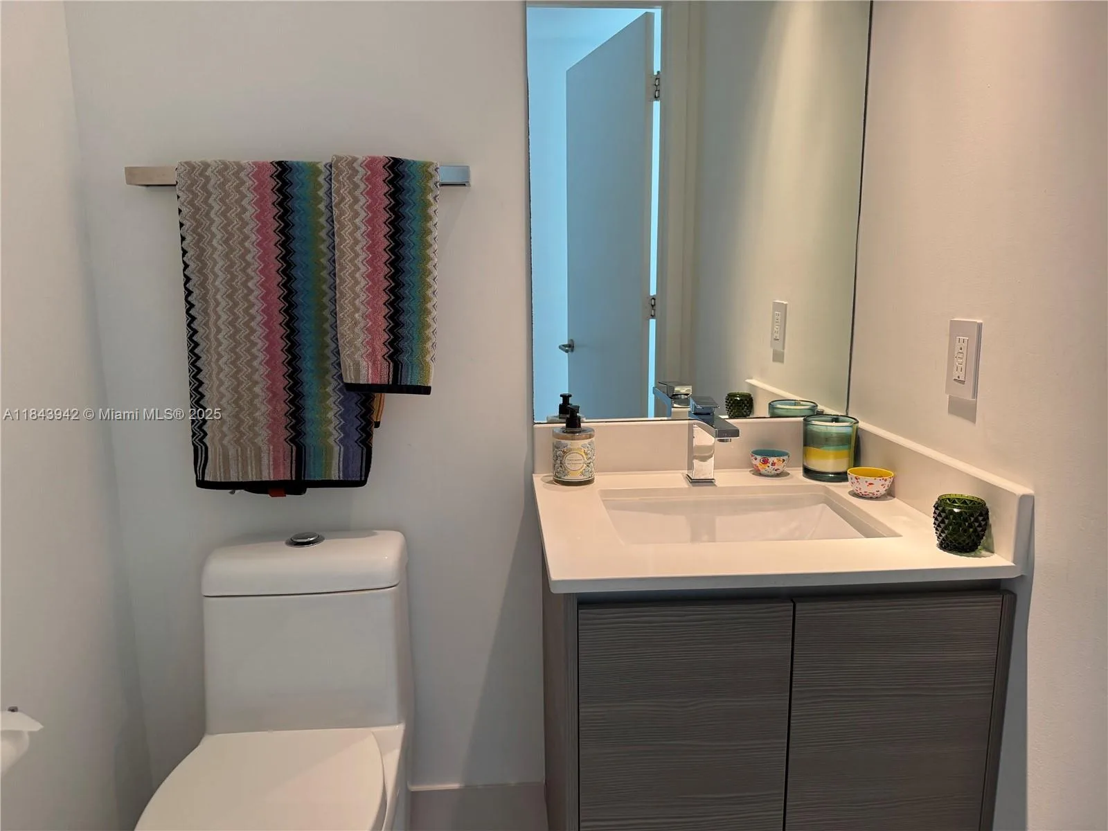 460 NE 28th St # 3502, Miami, FL 33137 photo 6