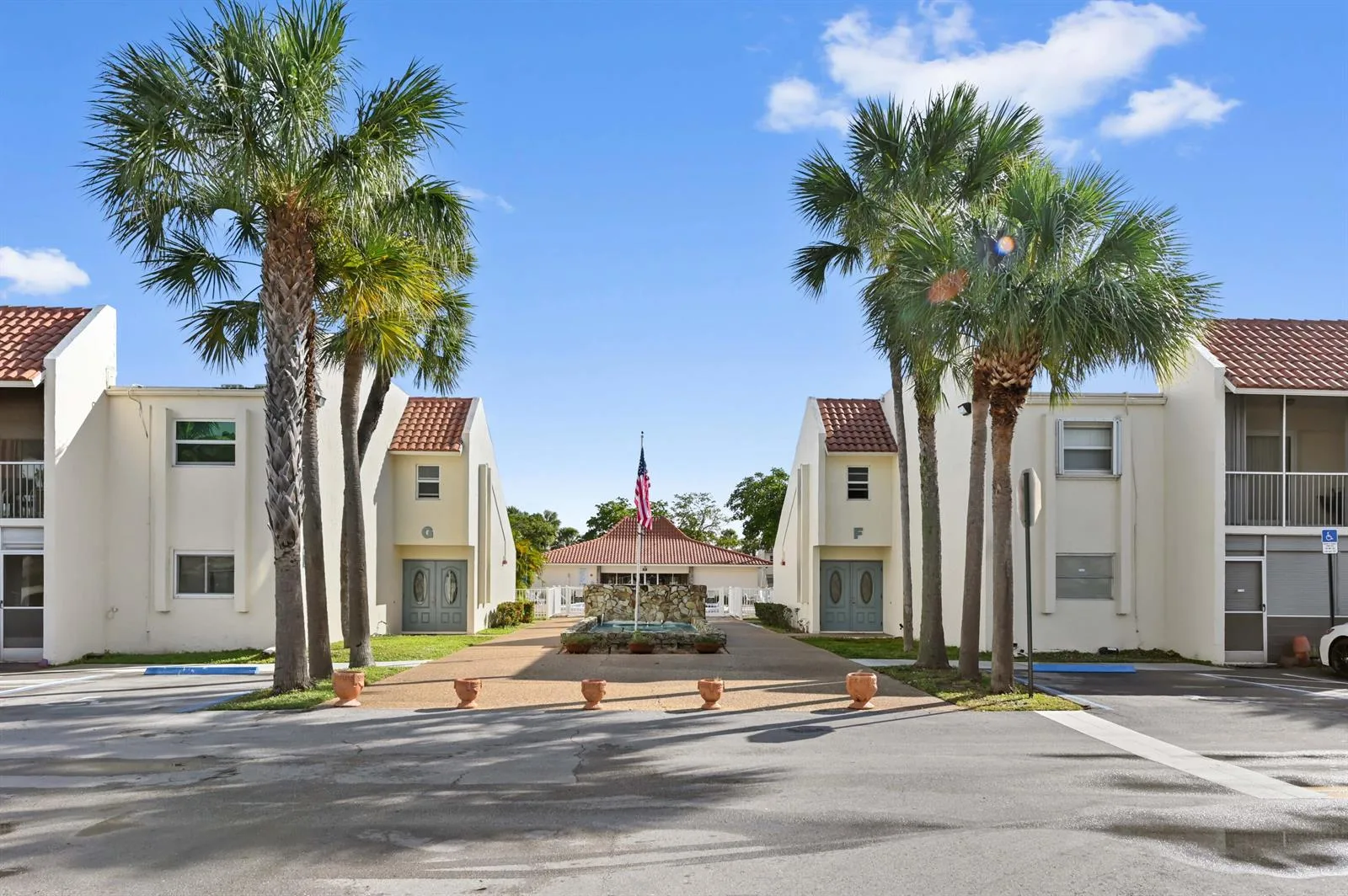 1428 SE 4th Avenue # 215, Deerfield Beach, FL 33441