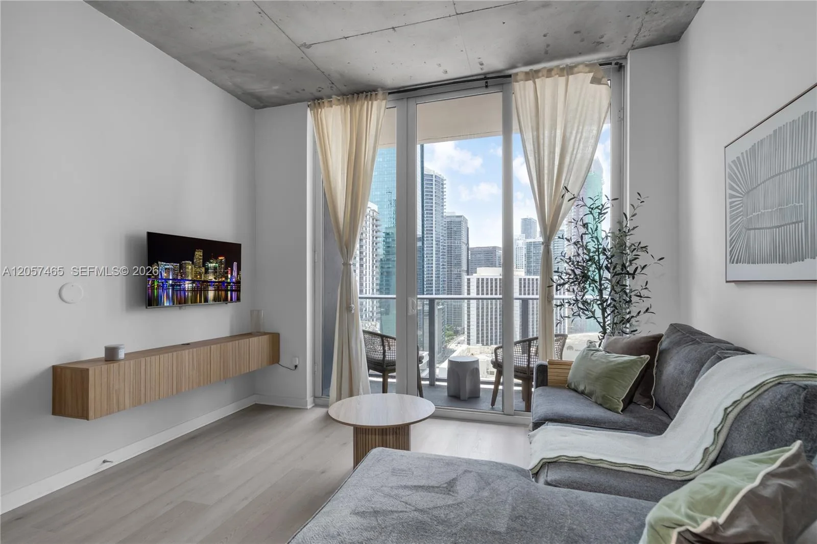 151 SE 1st St # 2109, Miami, FL 33131 photo 3