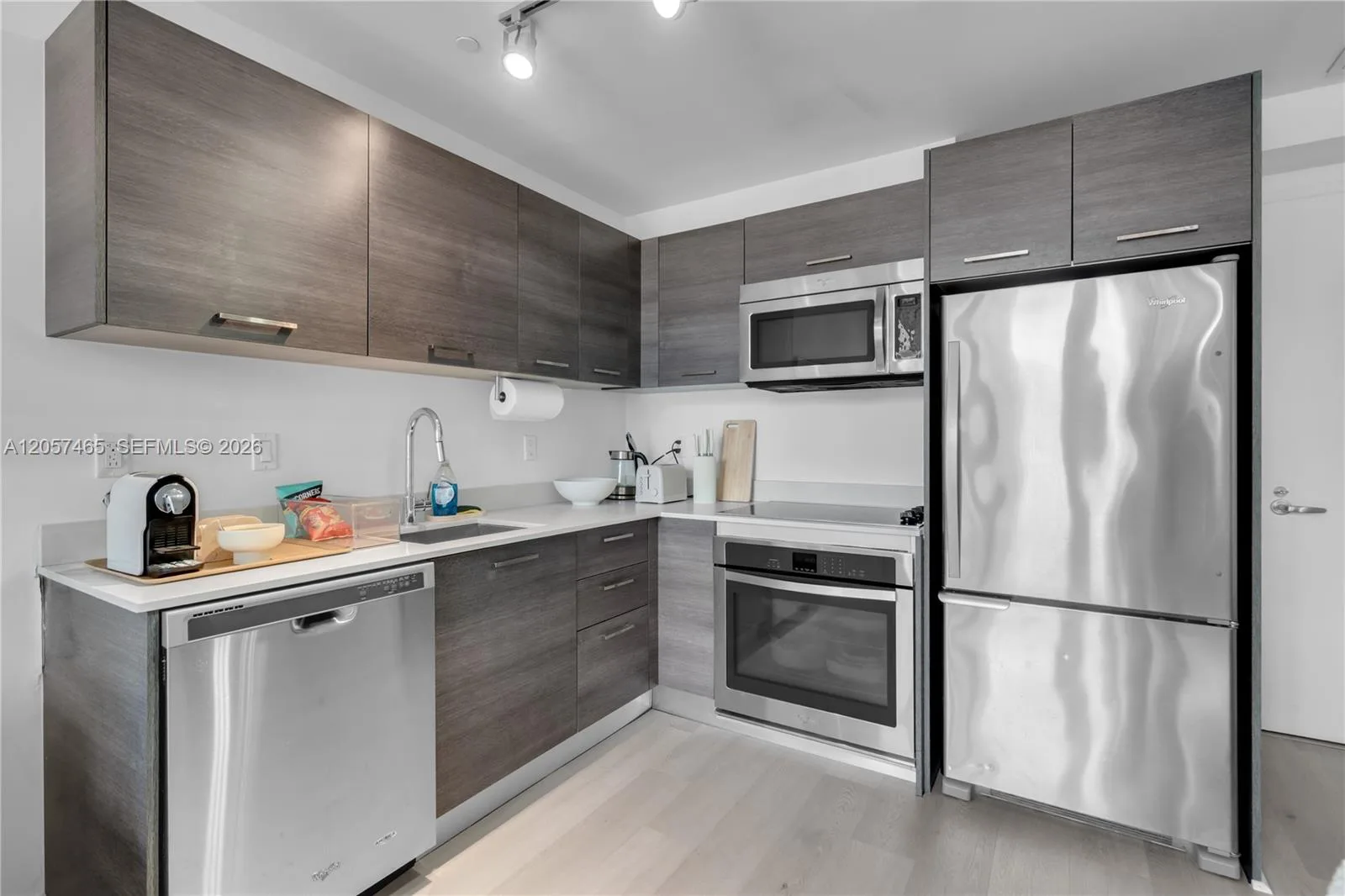 151 SE 1st St # 2109, Miami, FL 33131 photo 6