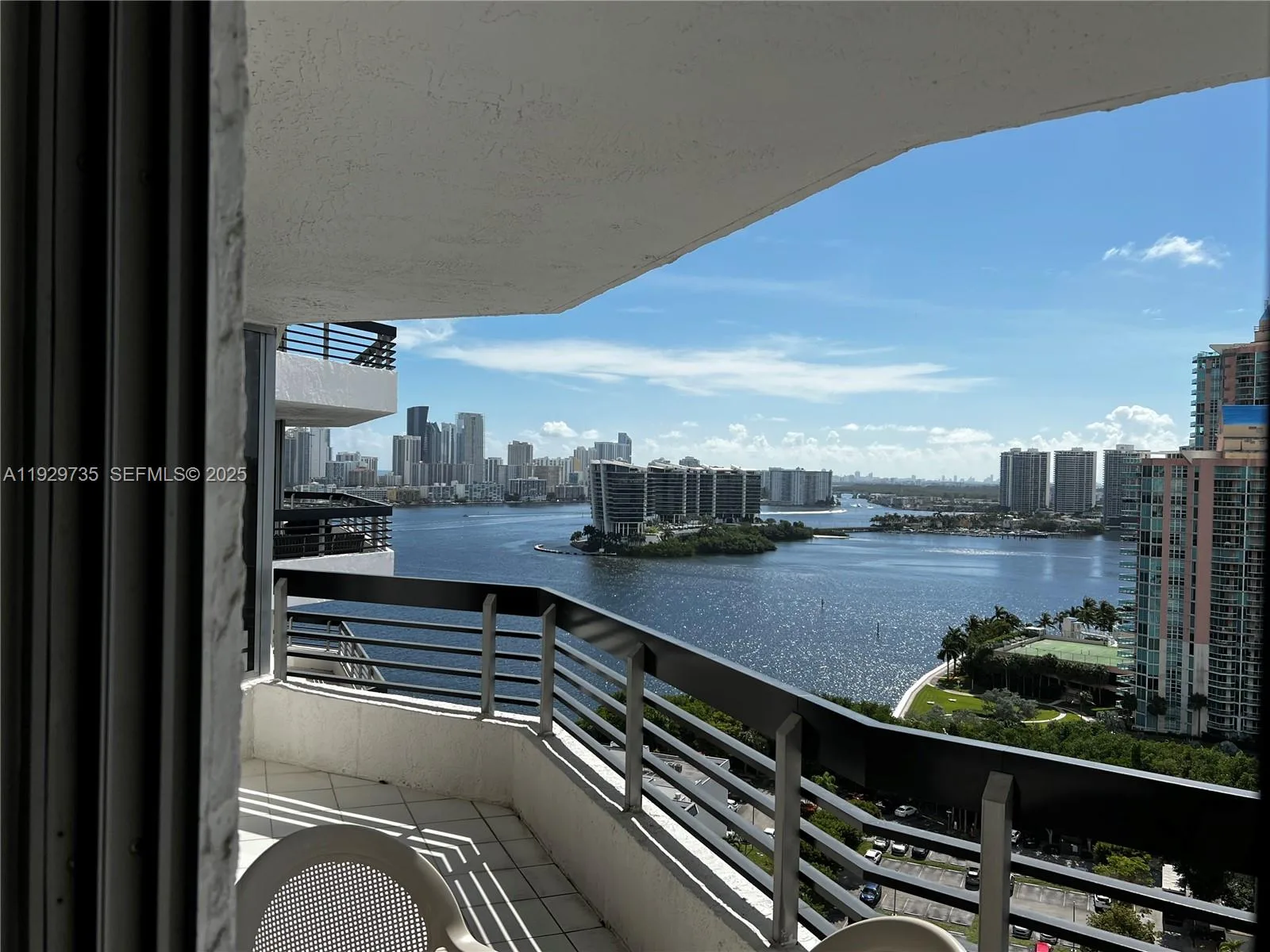 3400 NE 192nd St # 2102, Aventura, FL 33180