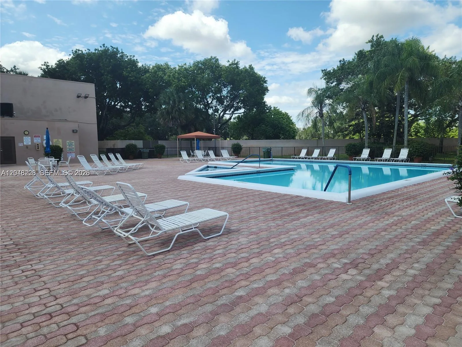 1269 NW 123rd Ave, Pembroke Pines, FL 33026 photo 13