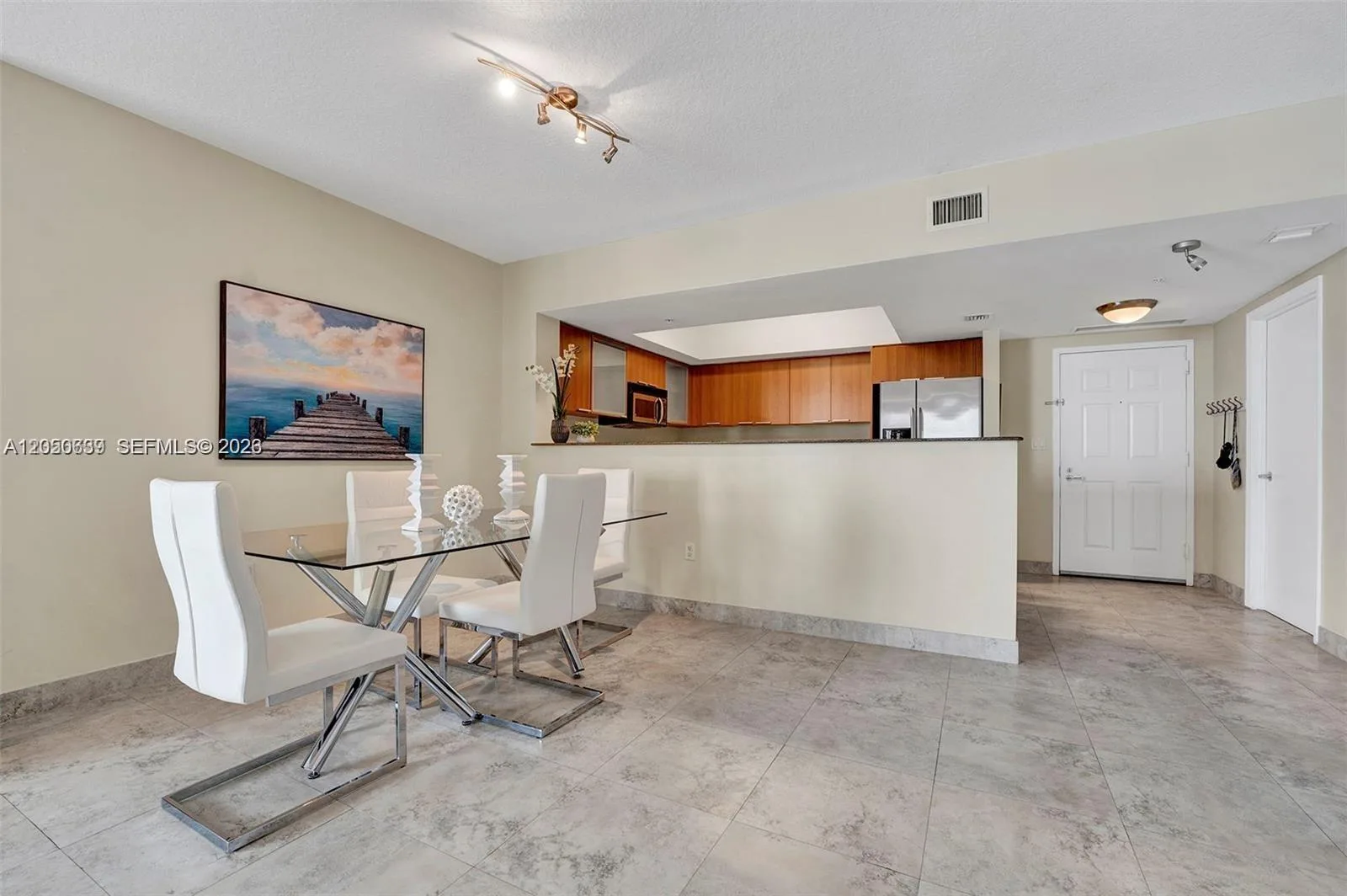 16699 Collins Ave # 1605, Sunny Isles Beach, FL 33160 photo 4