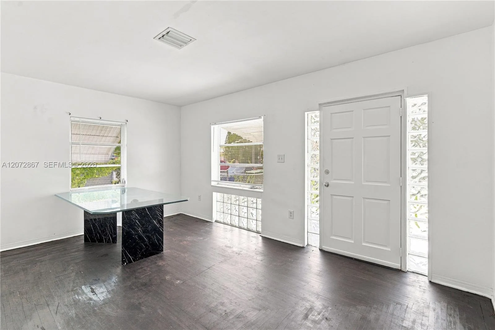126 SE 4th St, Hallandale Beach, FL 33009 photo 4