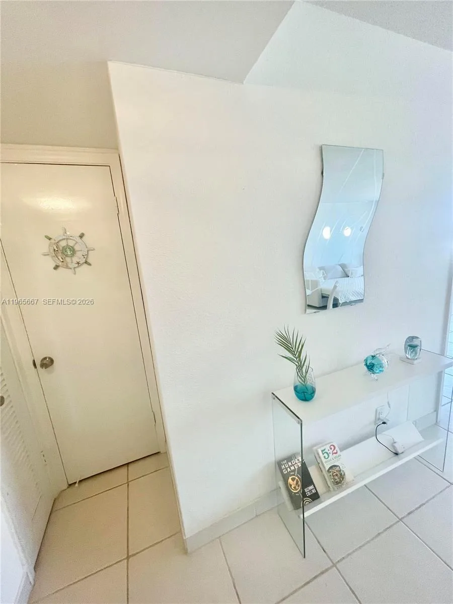 1817 S Ocean Dr # 219, Hallandale Beach, FL 33009 photo 4