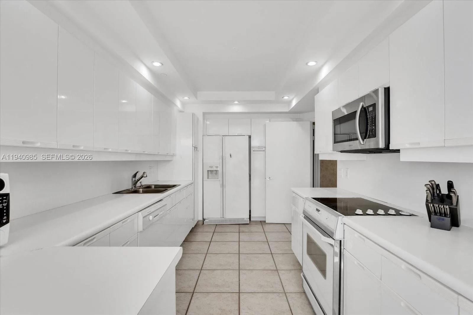 2000 Island Blvd # 602, Aventura, FL 33160 photo 4
