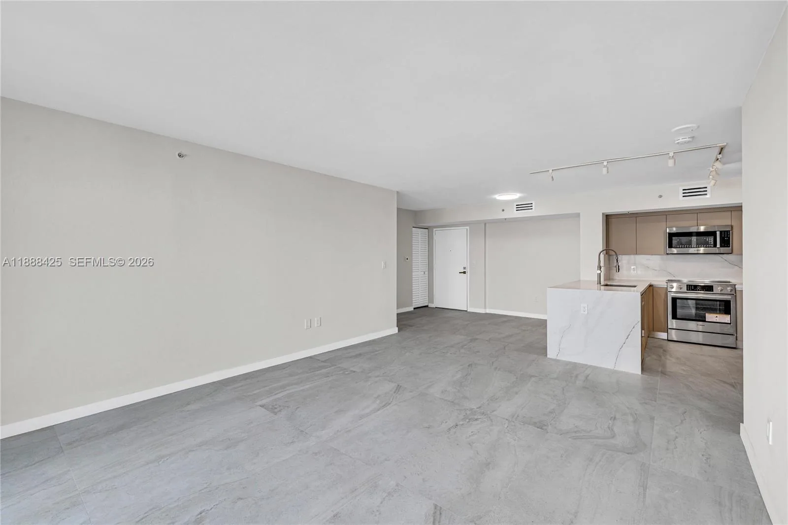 90 Alton Rd # 1103, Miami Beach, FL 33139 photo 11