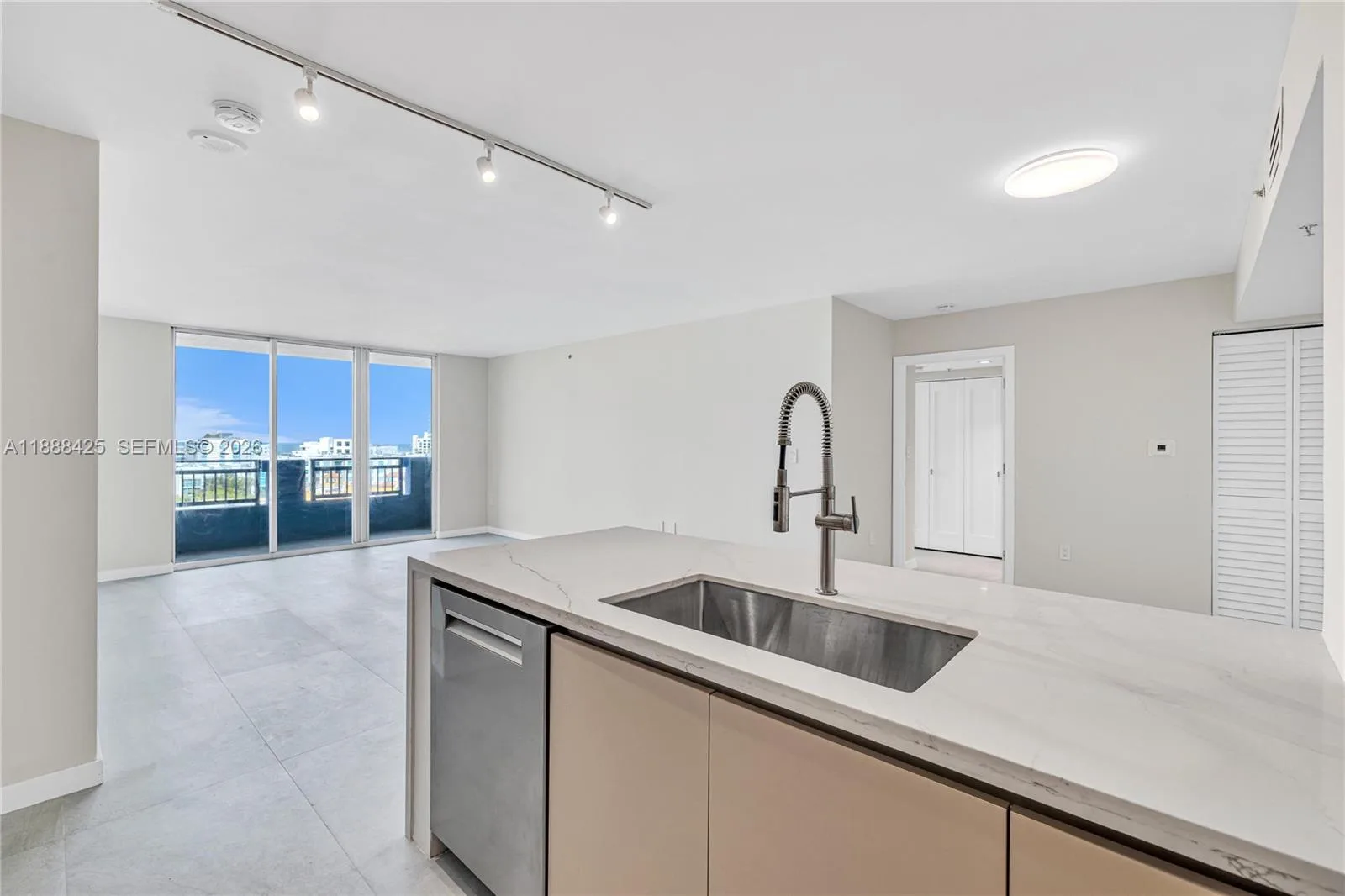 90 Alton Rd # 1103, Miami Beach, FL 33139 photo 7
