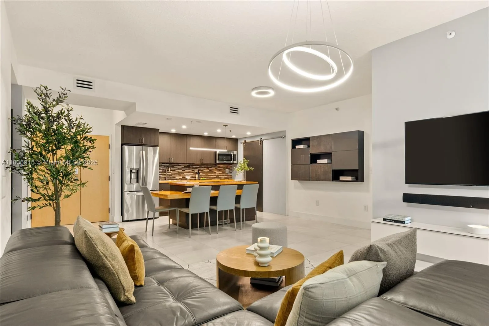 9755 NW 52nd St # 206, Doral, FL 33178