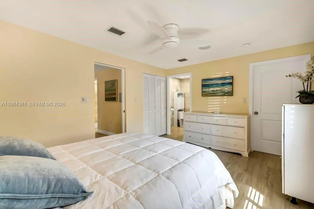 222 SW 7th St, Dania Beach, FL 33004 photo 13