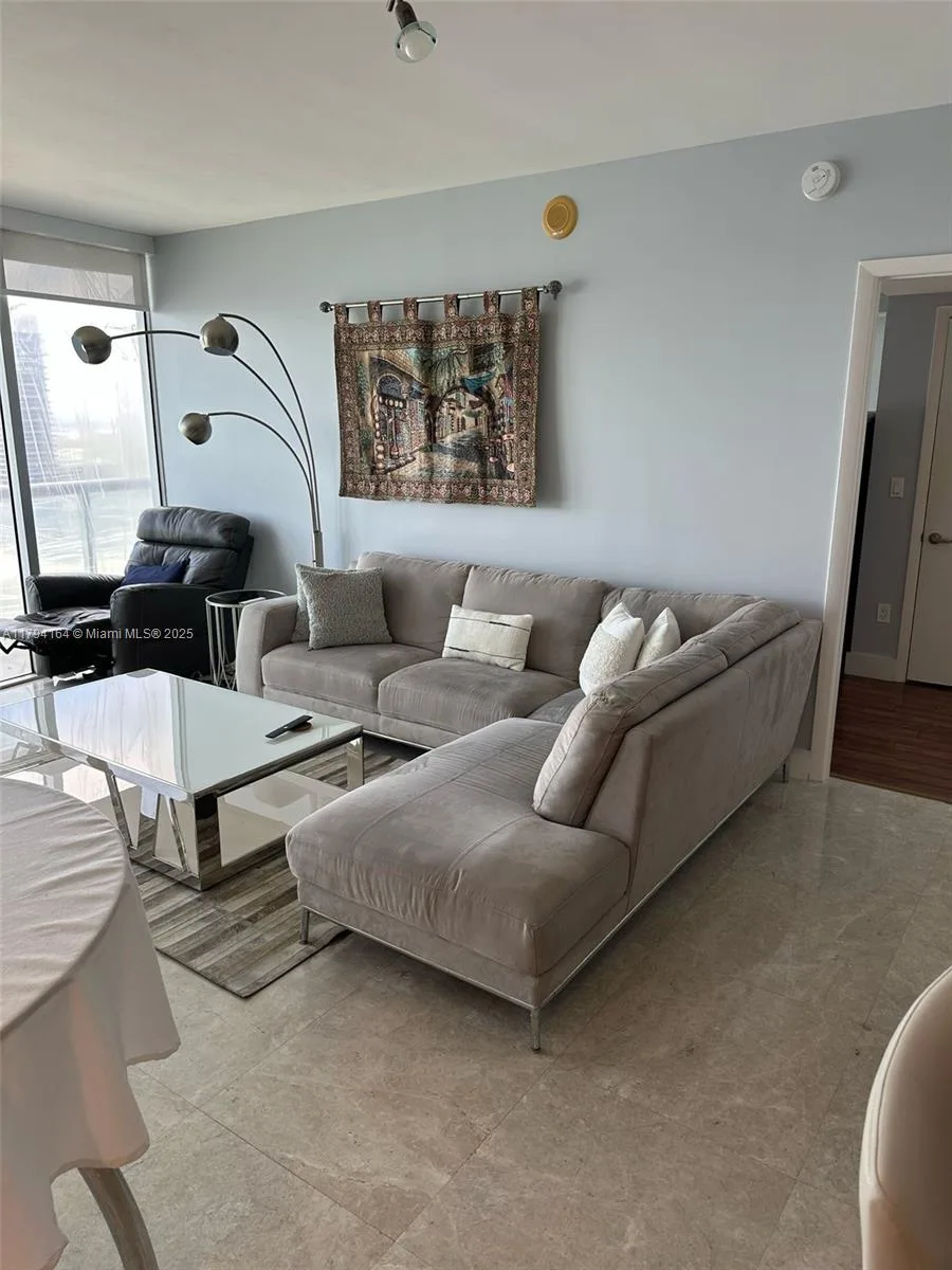 495 Brickell Ave # 5211, Miami, FL 33131 photo 6