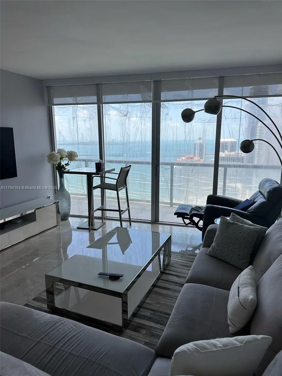 495 Brickell Ave # 5211, Miami, FL 33131 photo 8