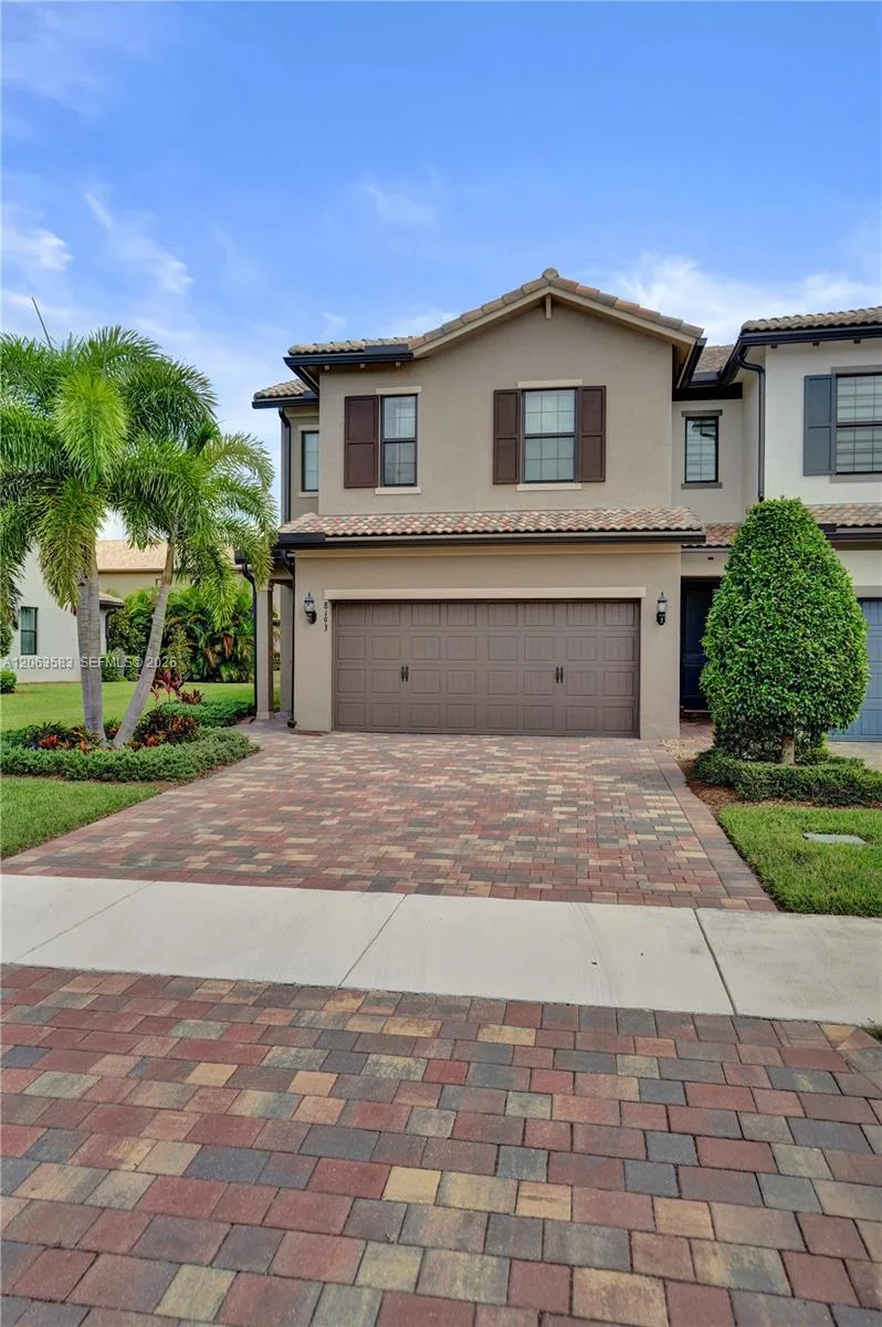 8193 Cinch Way, Lake Worth, FL 33467 photo 2