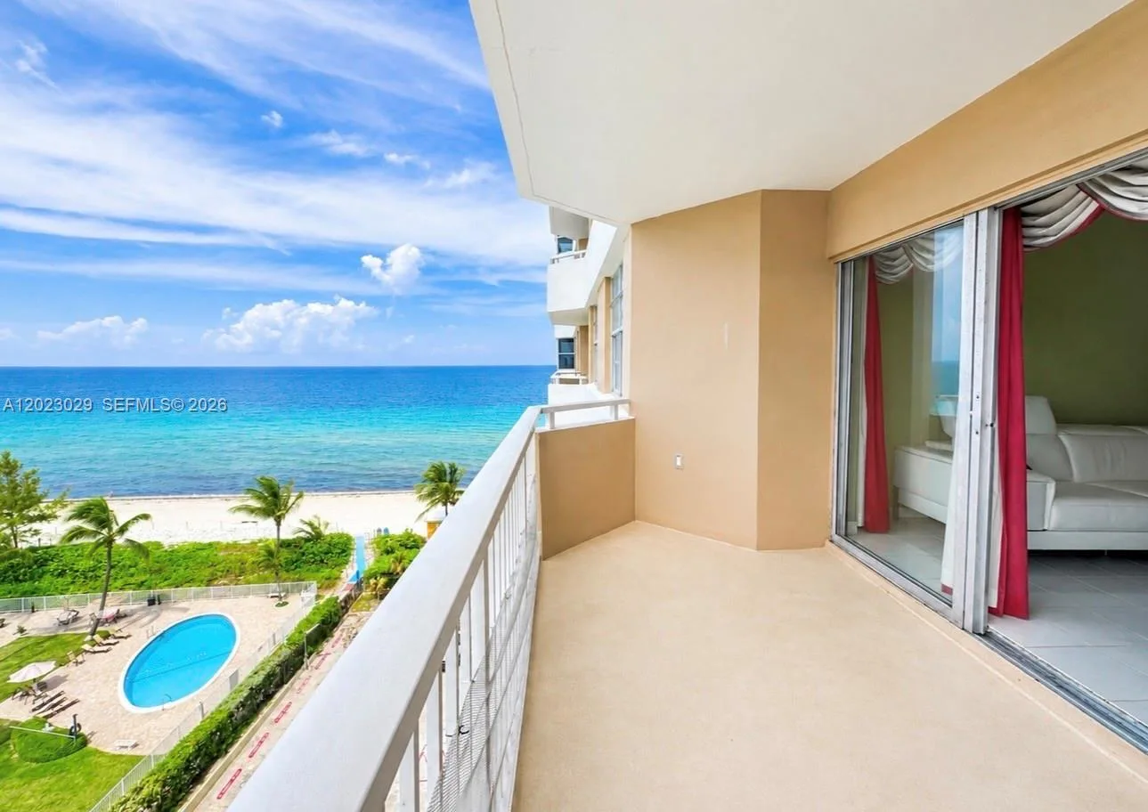 1950 S Ocean Dr # 8K, Hallandale Beach, FL 33009